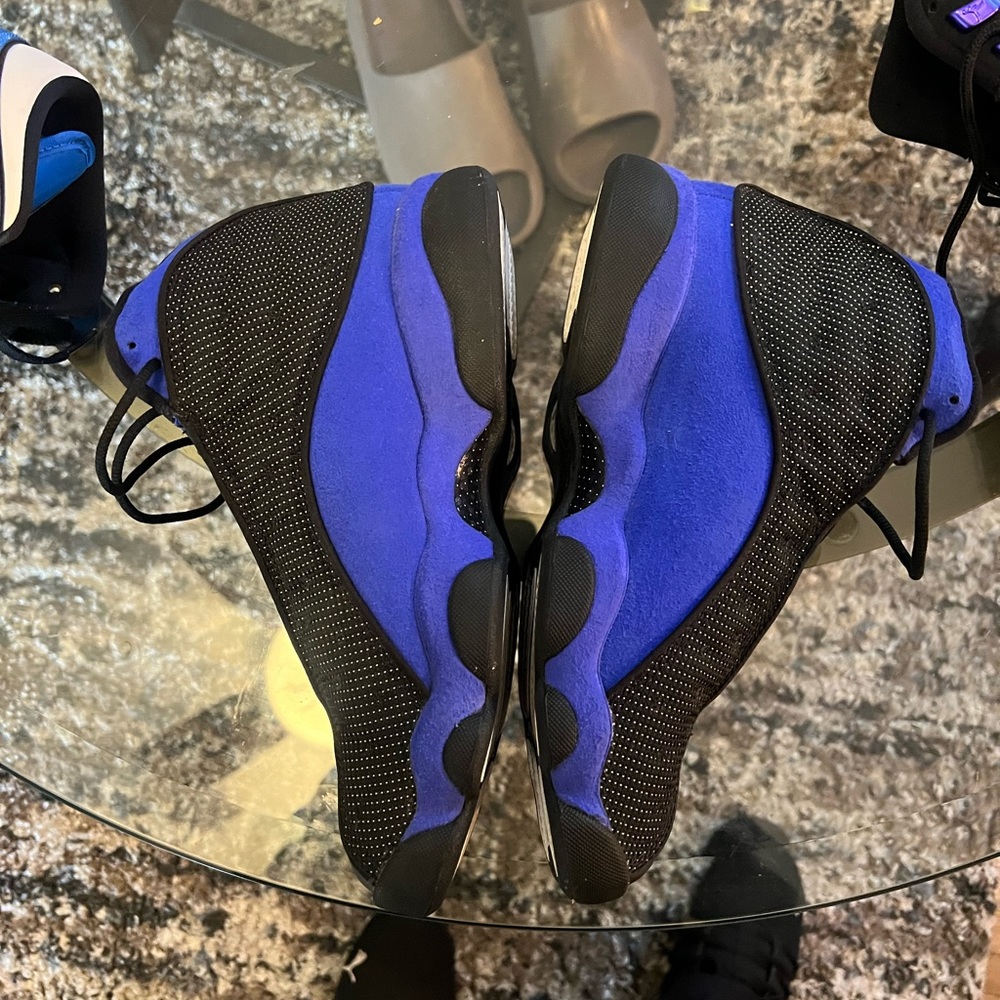 Men size 8 almost new condition